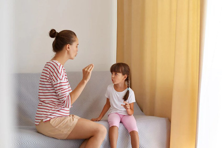 âm ngữ trị liệu cho trẻ chậm nói