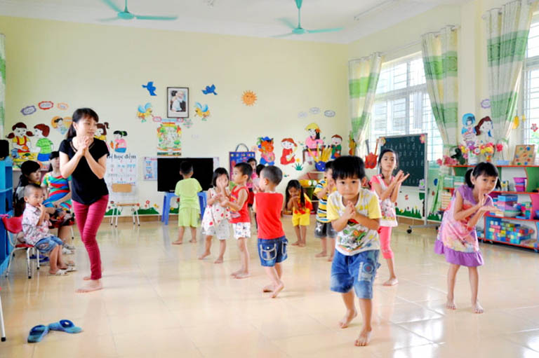 trò chơi phát triển ngôn ngữ cho trẻ mần non