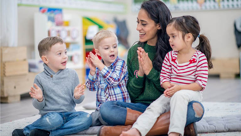 trò chơi phát triển ngôn ngữ cho trẻ mần non