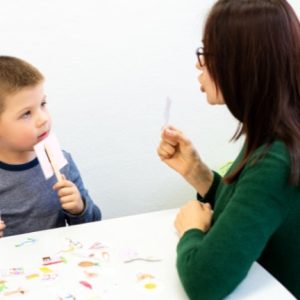 bài tập âm ngữ trị liệu cho trẻ chậm nói