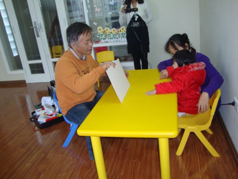 dạy trẻ tăng động giảm chú ý tại trung tâm Hà Nội